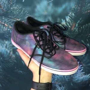 VANS Galaxy Print Size 9 Women’s